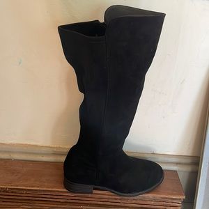 Black Stretch Knee Boot
